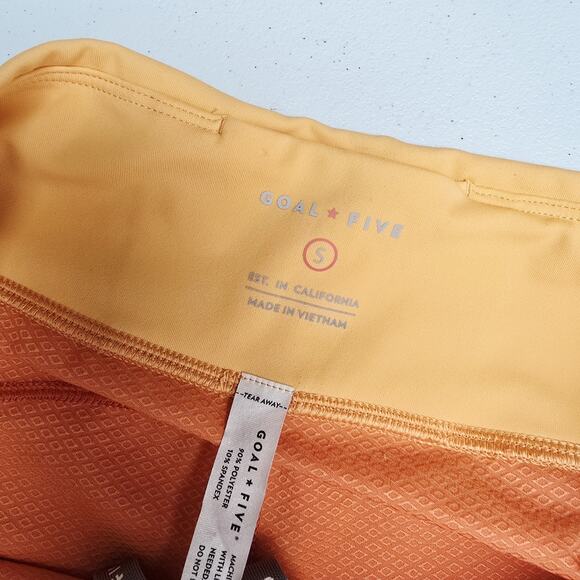 Goal Five Athletic Shorts S Womens Fast Free Orange Stretch Running Workout - Picture 7 of 13